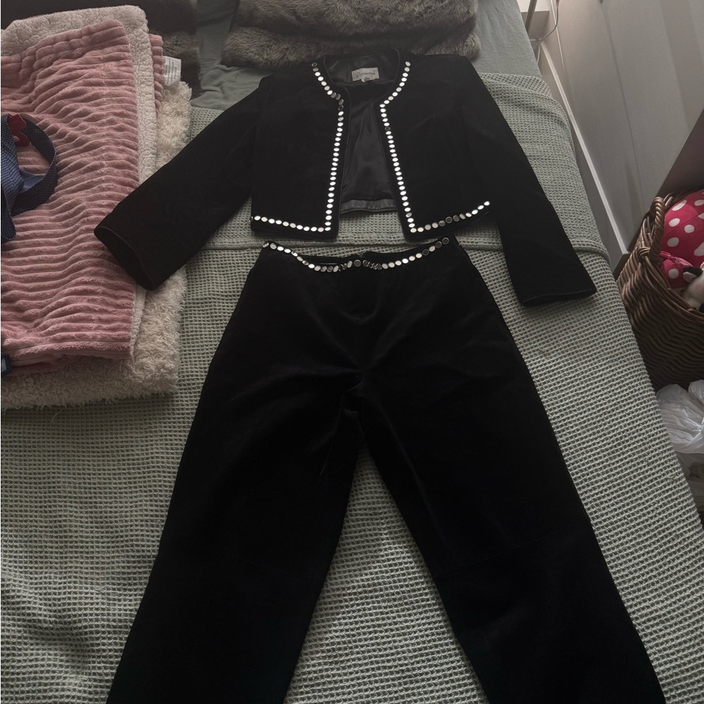 Gant Black Pantsuit with White Accents